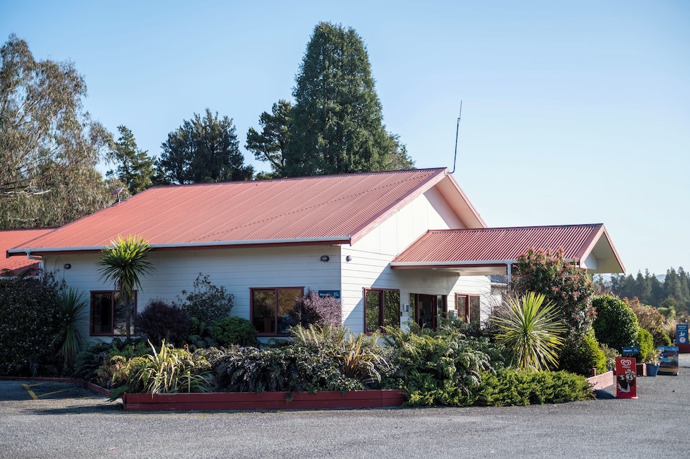Franz Josef Top 10 Holiday Park 3/75