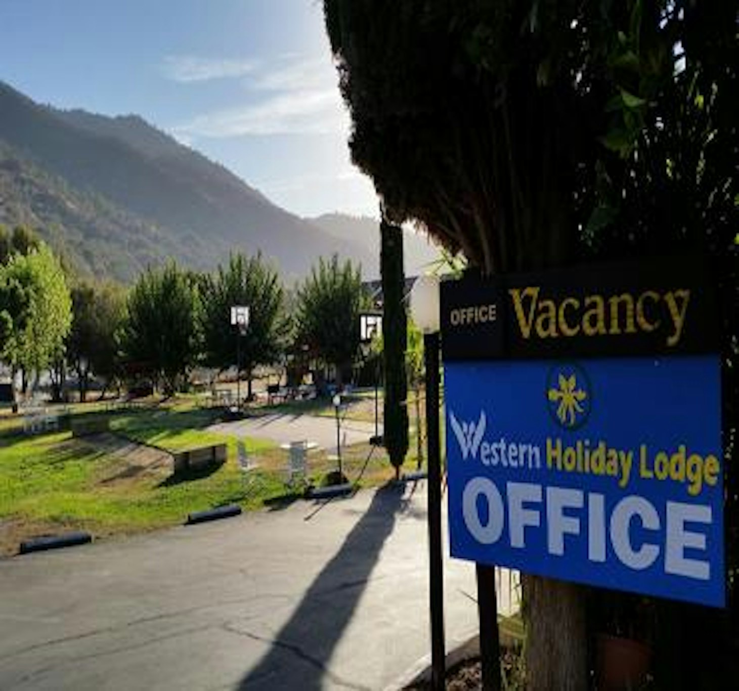 Western Holiday Lodge Three Rivers 41/41