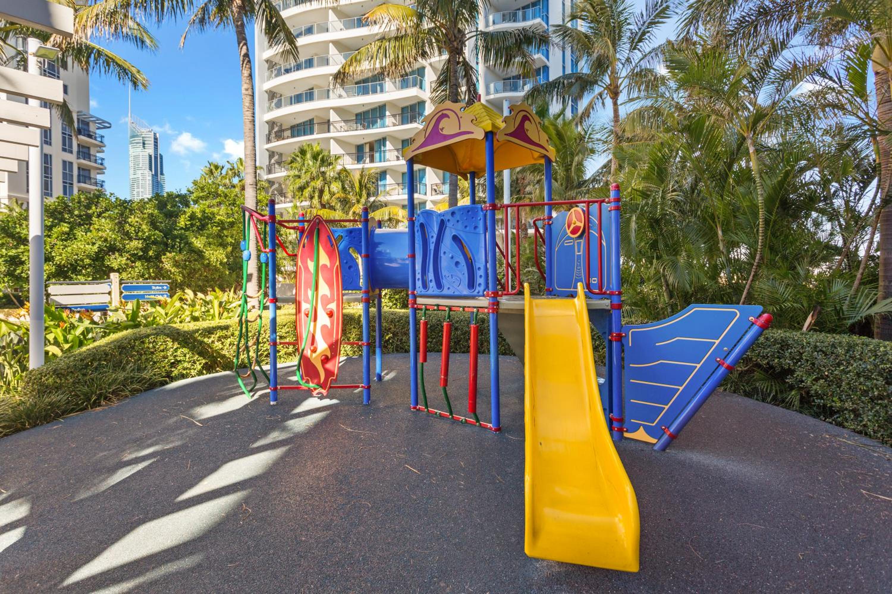 Surfers Paradise Private Apartments 46/59