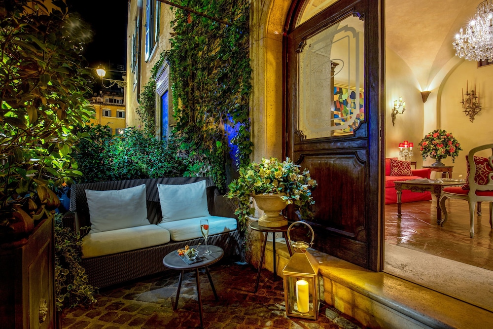 Boutique Hotel Campo De Fiori 29/50