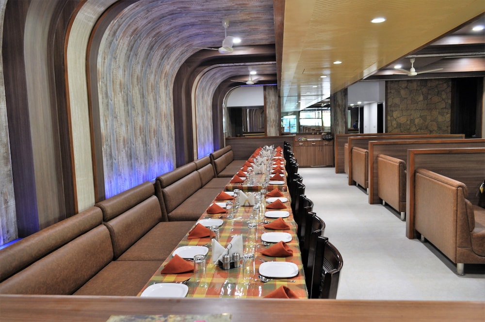 Hotel Continental Blue 42/44