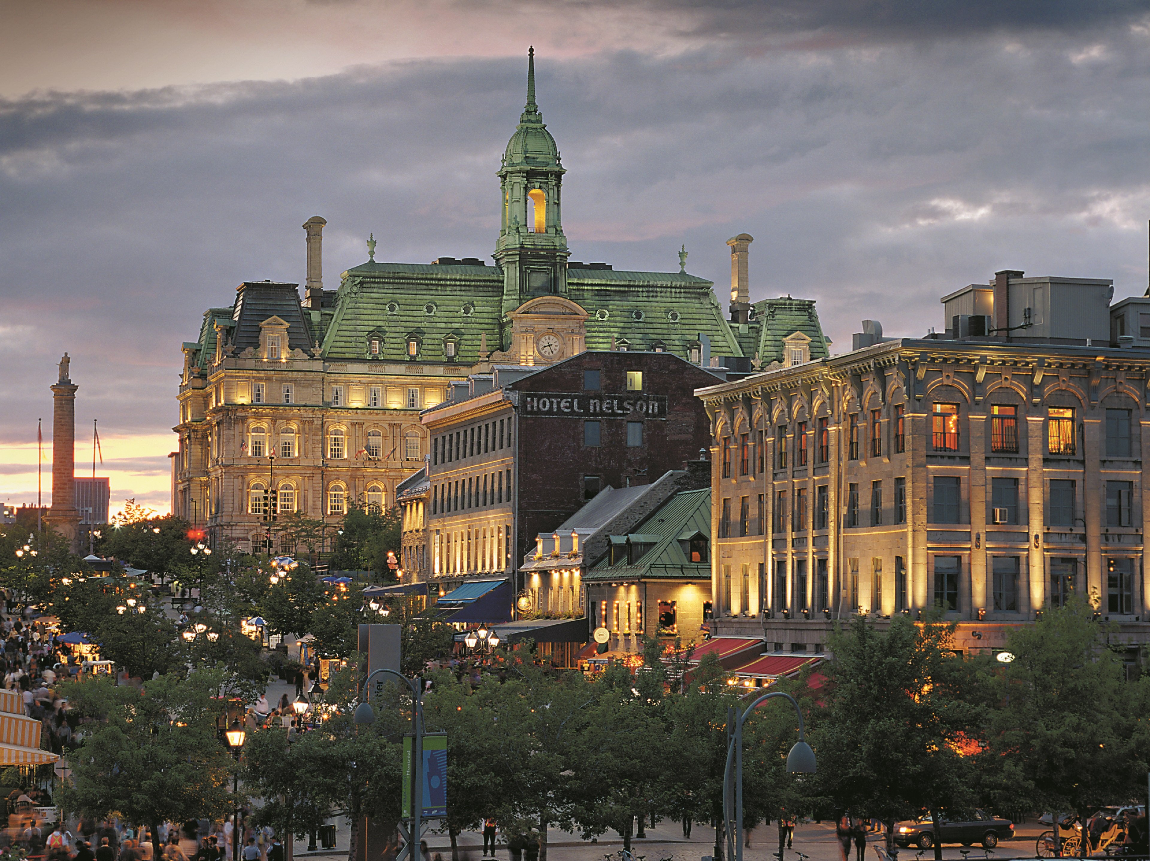 Holiday Inn Hotel Suites Montreal Centre Ville Ouest 4/78