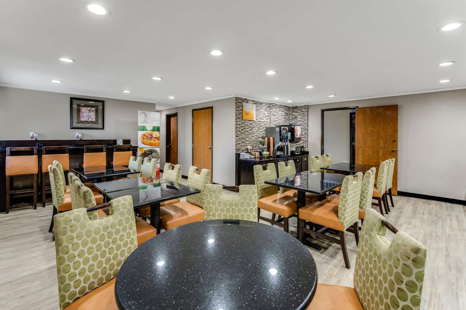 Quality Inn Merriam Kansas City 27/41