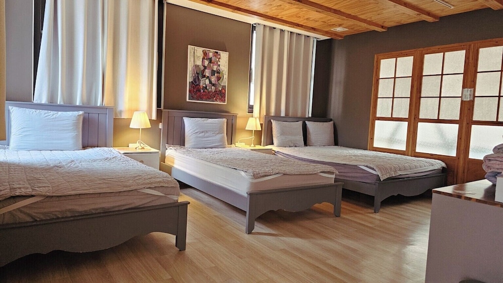 Gallery Family Hotel 20/49