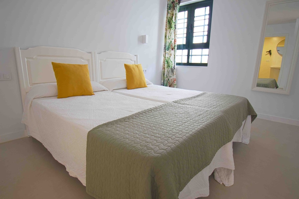1 BEDROOM, COMFORT, APARTMENT, TERRACE