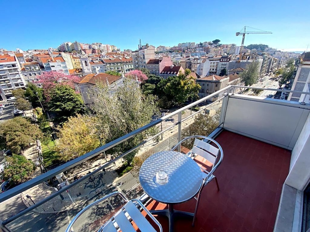 Lisbon City Hotel 40/41