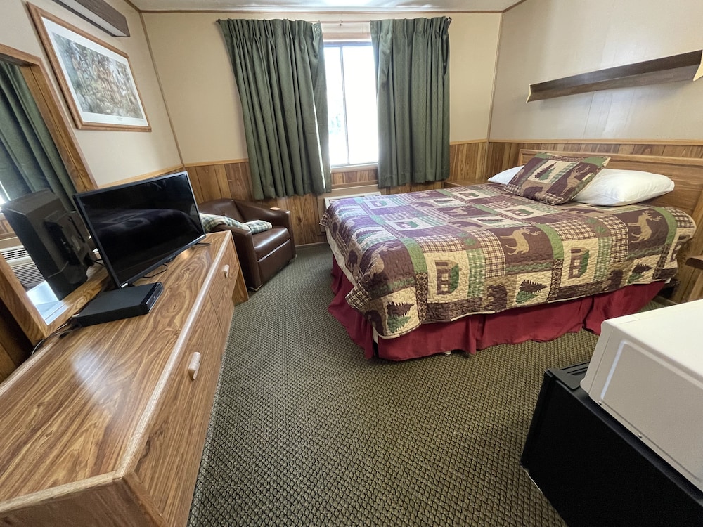 The Lodge At Lolo Hot Springs 9/50