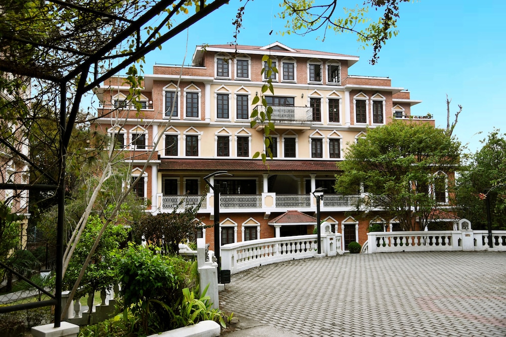Park Village Resort photo4