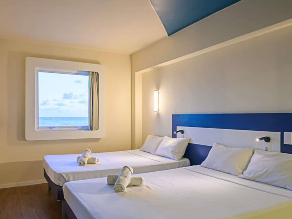 Ibis Budget Recife Jaboatao 24/64
