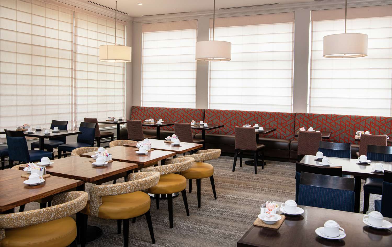 restaurant cafeteria