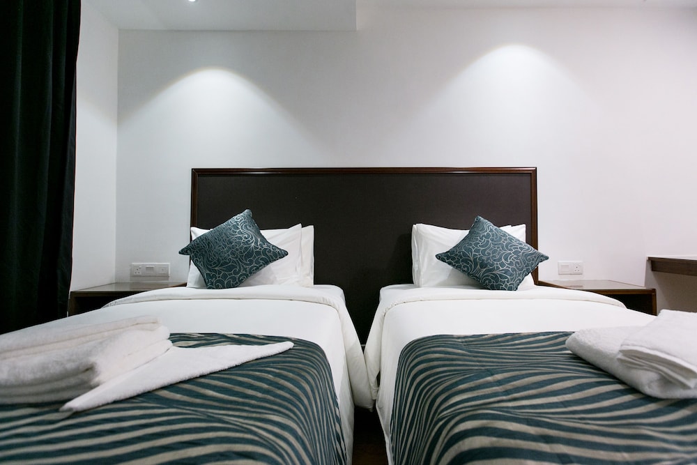 Belllo Hotel Jb Central 31/48