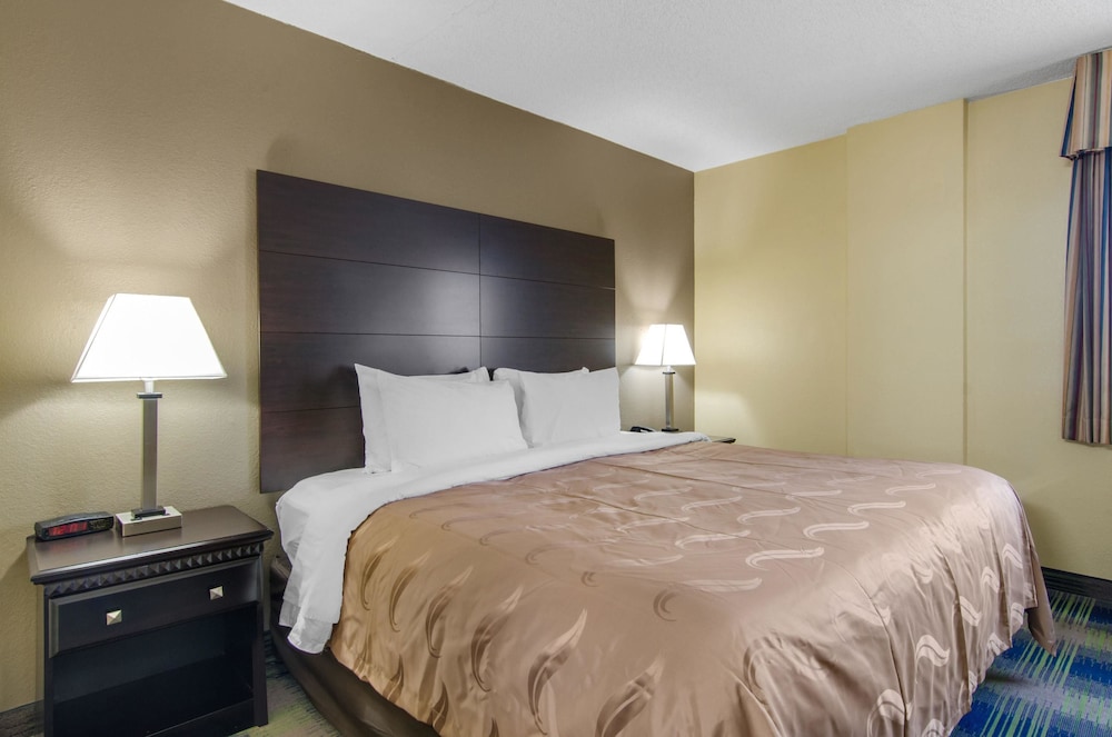 Quality Inn Merriam Kansas City 19/41