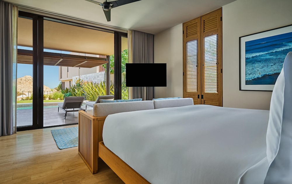 1 Bedroom, Suite, Coast View, with Pool