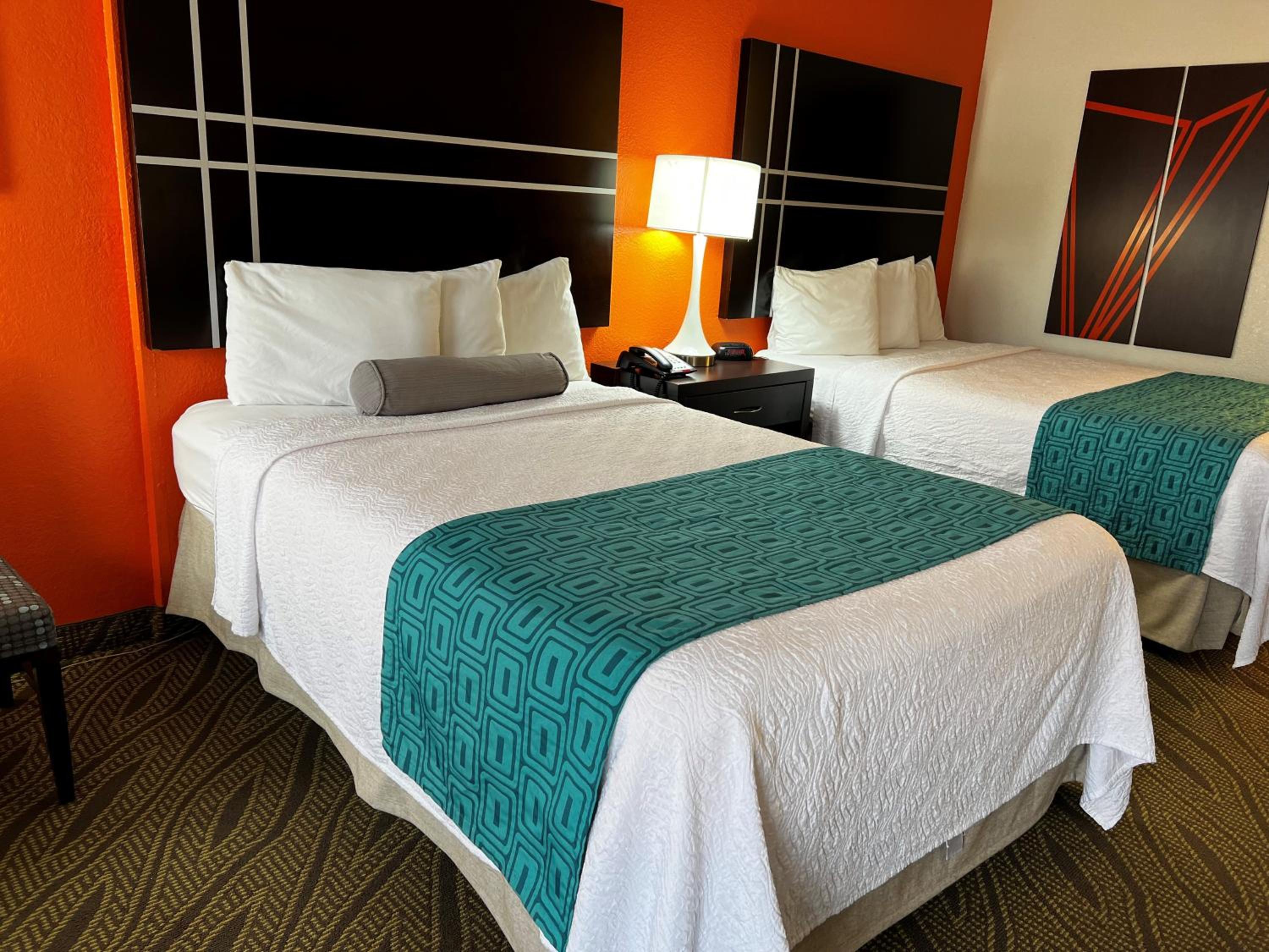 Room at Howard Johnson by Wyndham Houston Heights/Downtown, HOUSTON - TX
