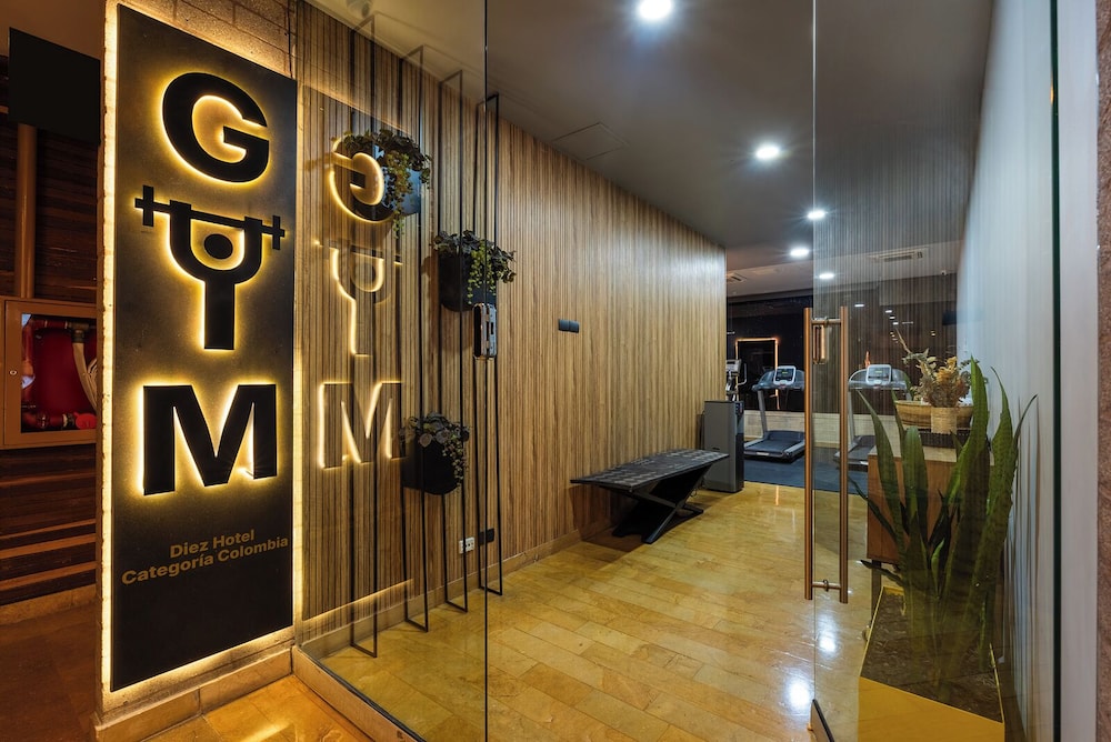 Diez Hotel Categoria Colombia 46/64