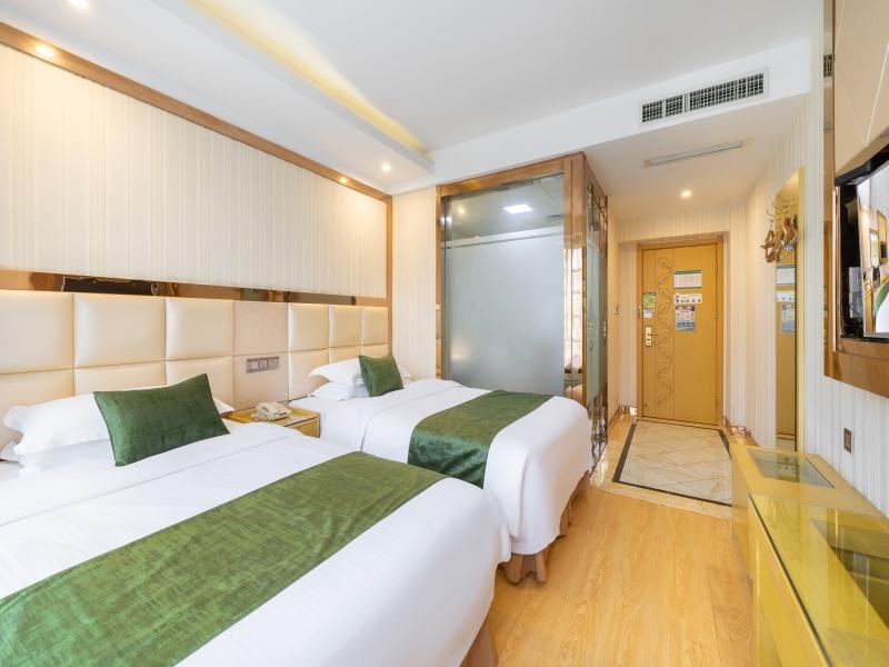Standard, Twin Beds