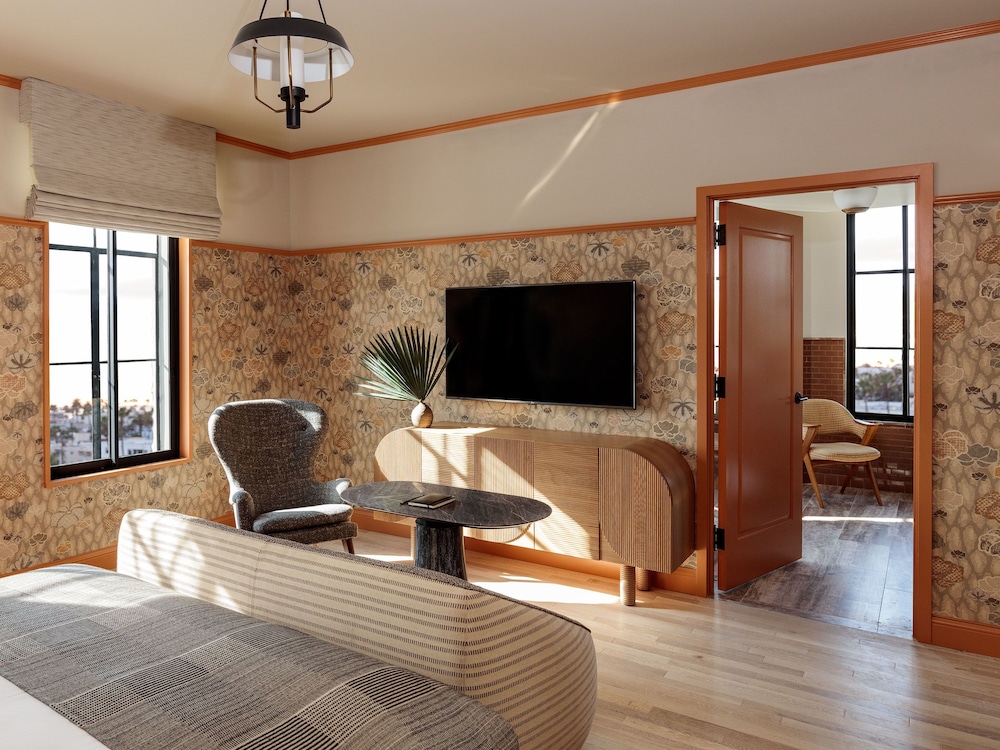 Santa Monica Proper Hotel 43/56