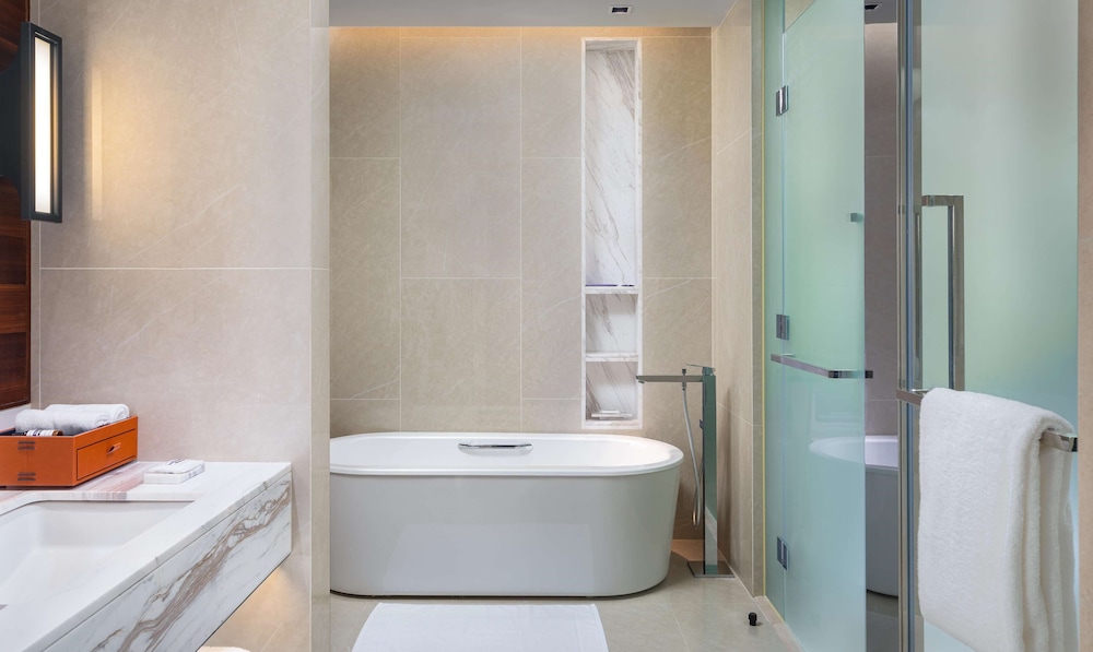 Hyatt Regency Phnom Penh 72/72
