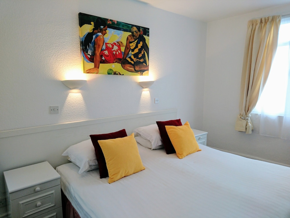 Sarum Hotel 19/69