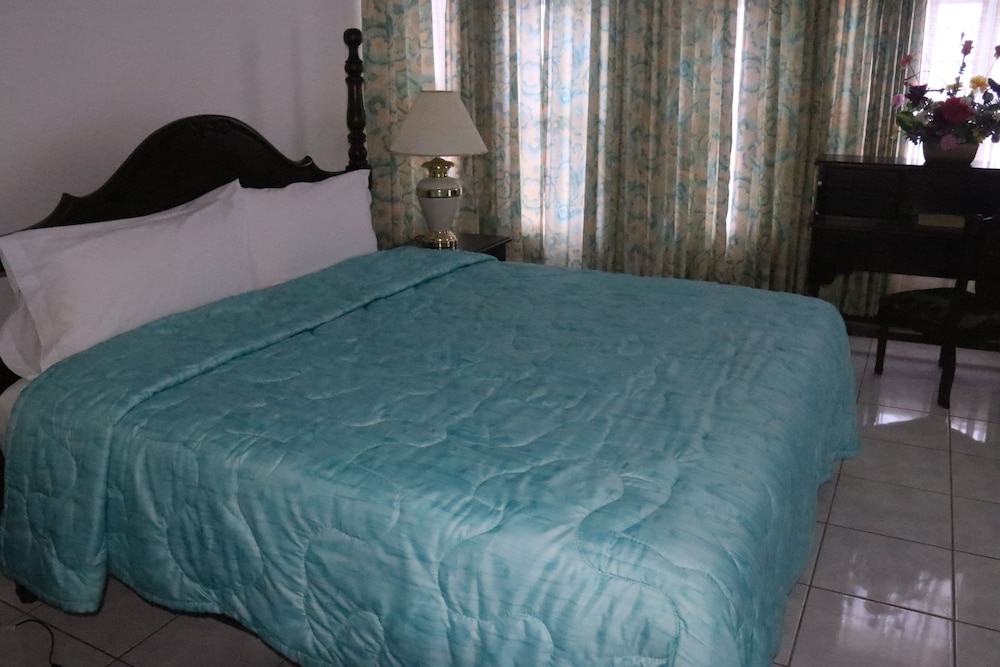 LUXURY, SUITE, KING BED, OCEAN VIEW, JETTED TUB