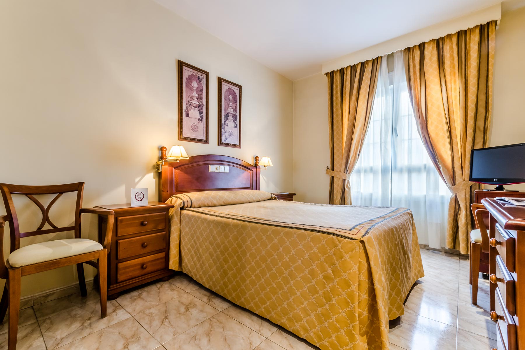Room, Single, Double Bed