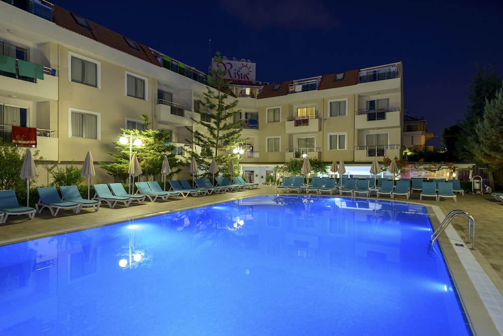 Akalia Suite Hotel and Spa 32/37