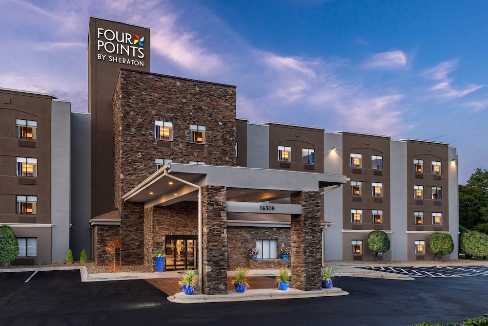 Four Points by Sheraton Charlotte - Lake Norman 1/42