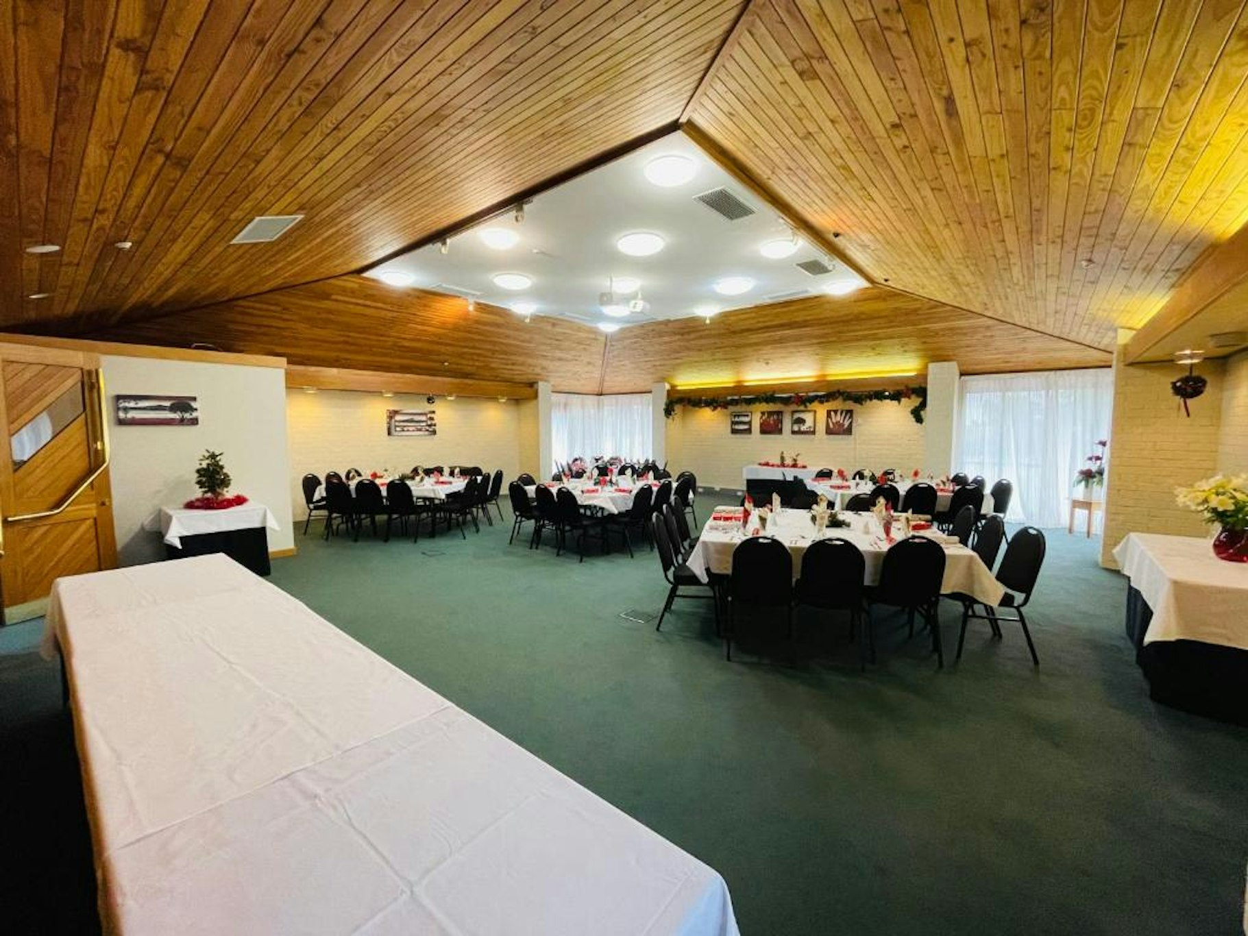 The Marlborough Riverside Hotel 33/48