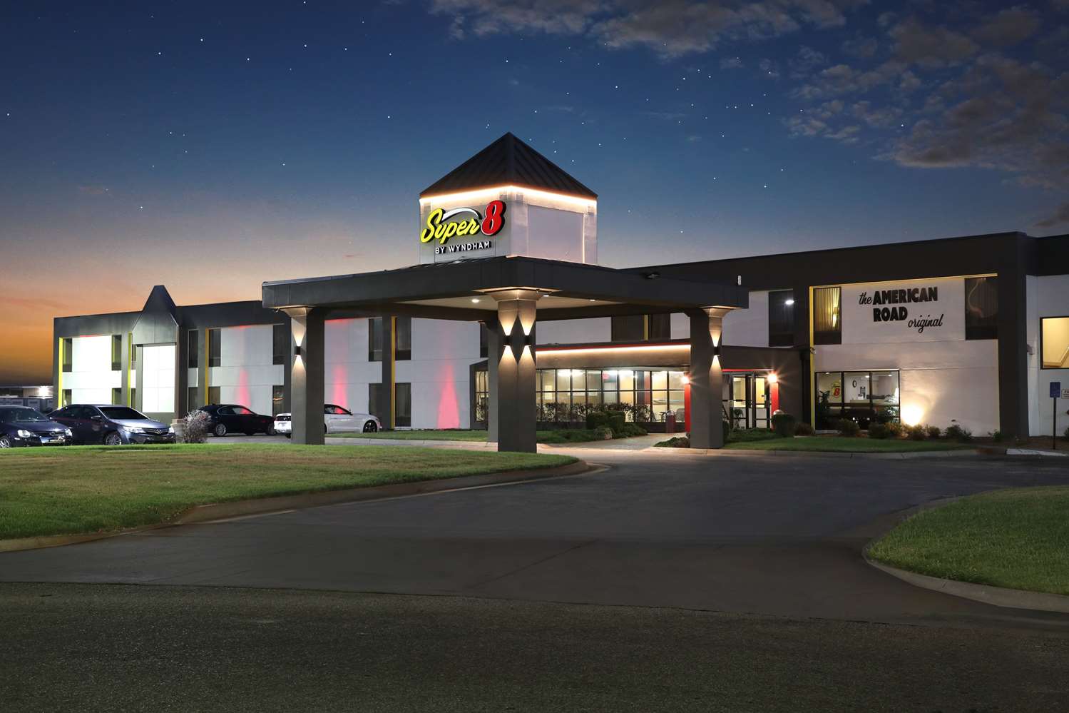 Super 8 by Wyndham Wichita South 2/15
