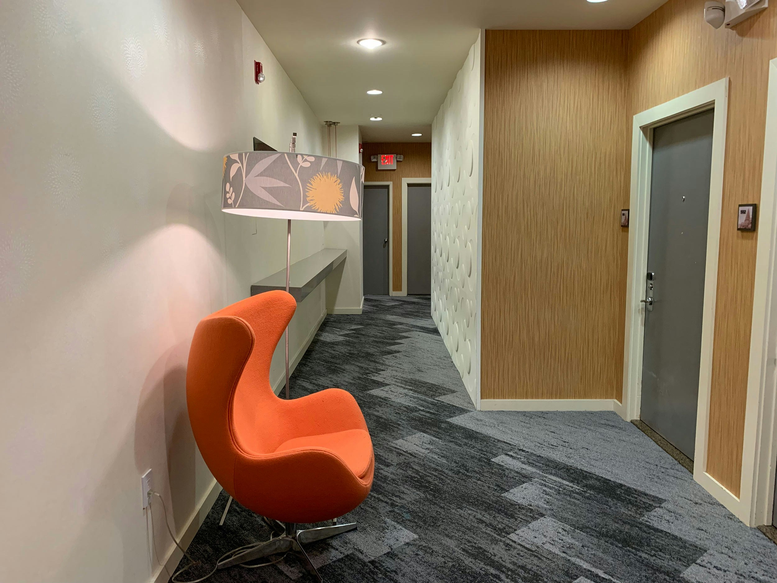 Chestnut Hill Hotel 40/50
