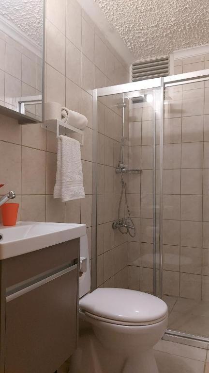 Beyaz Melek Hotel 36/37