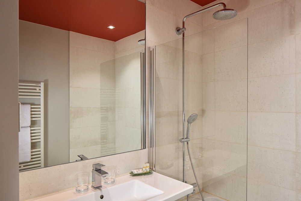HOTEL LE VERT GALANT - PARIS 37/39