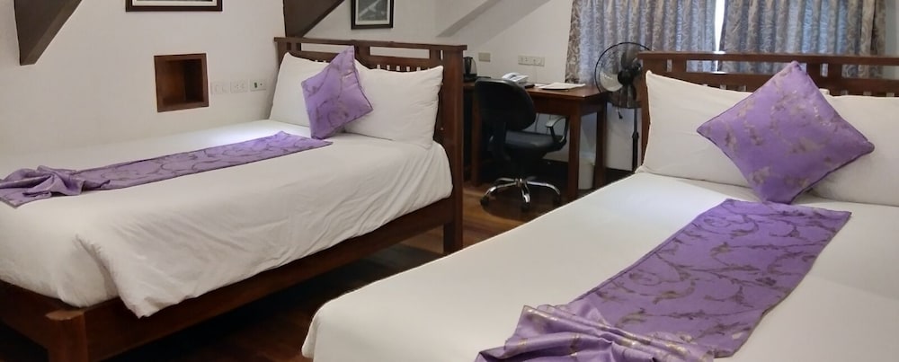 Safari Lodge Baguio By Log Cabin Hotel 34/76