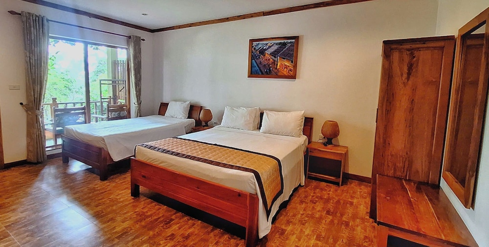 Ancarine Beach Resort 23/72