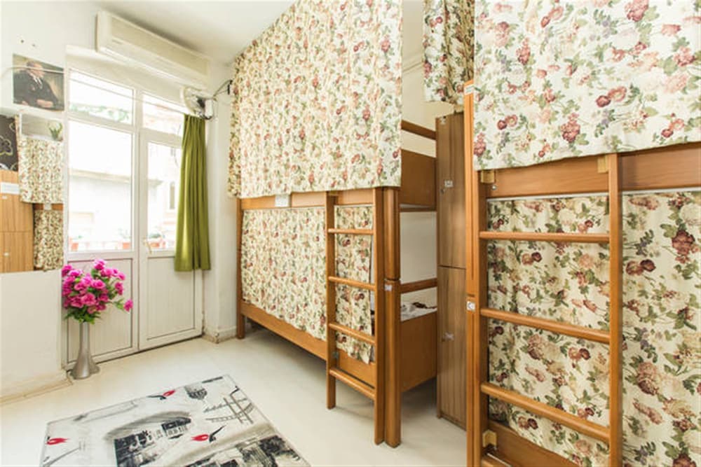 Taksim Green House Hostel Istanbul 15/68