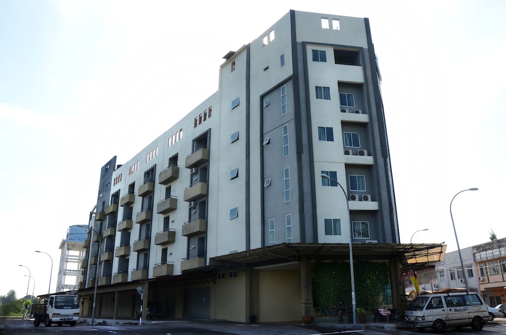 Riverview Hotel 1/33