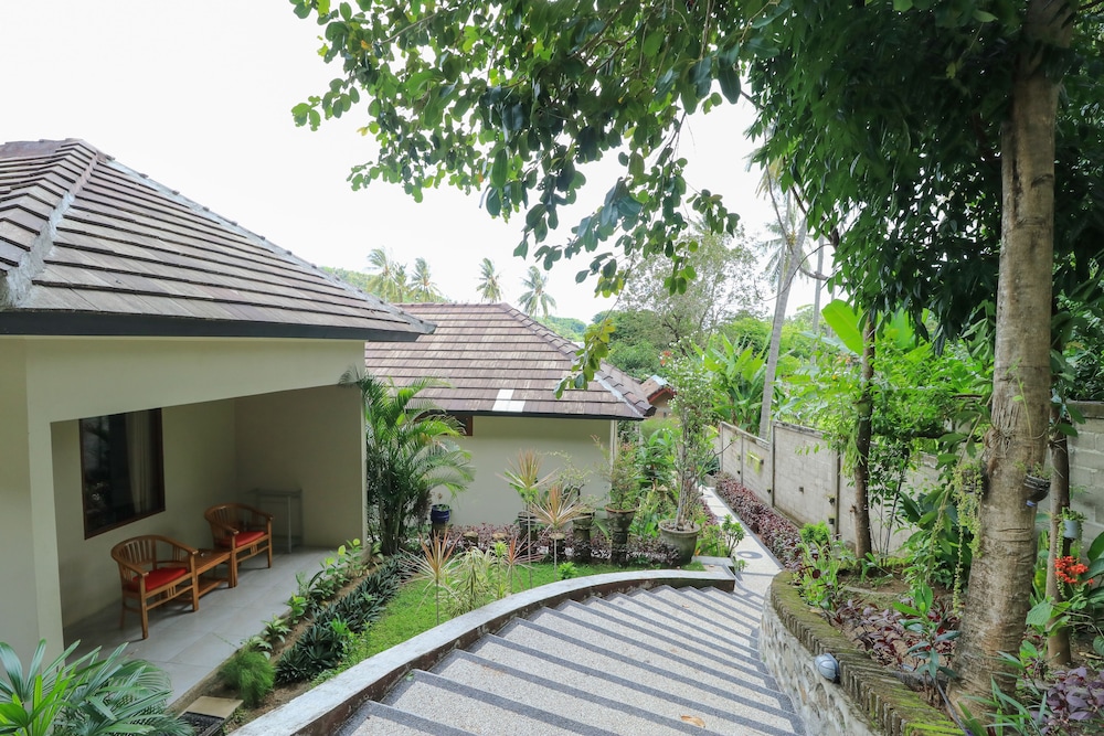 Senggigi Cottages Lombok photo1