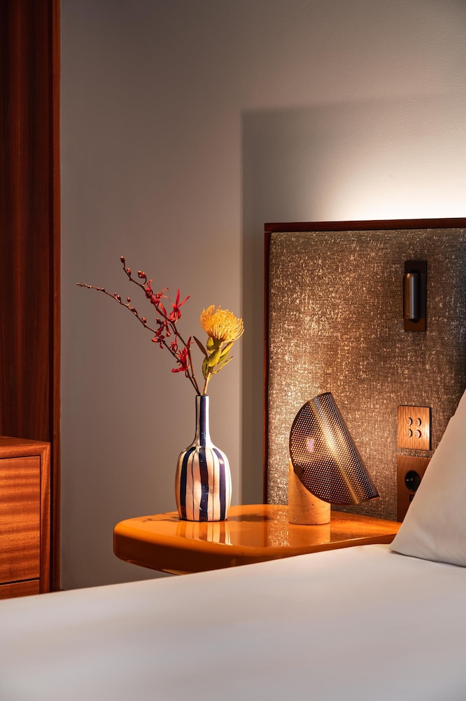 Andaz Lisbon 23/50