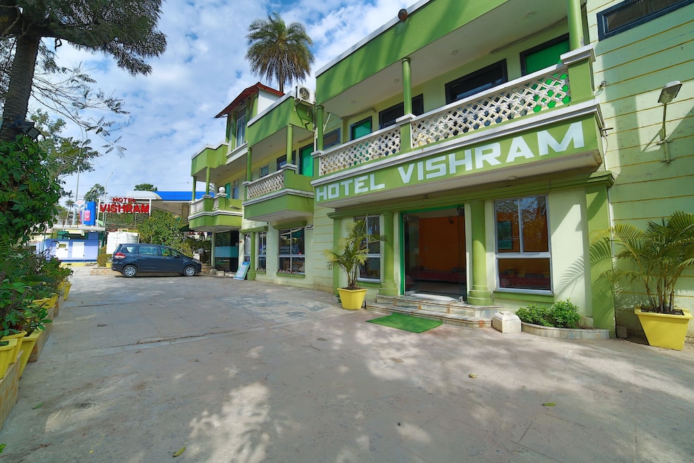 HOTEL VISHRAM 37/45