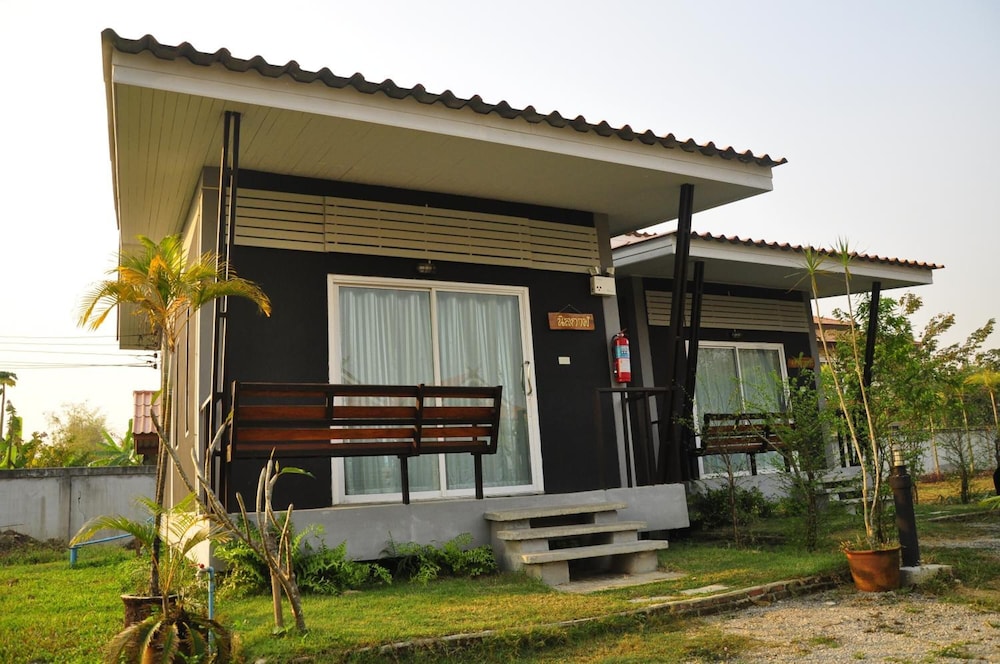 Chiang Rai Khuakrae Resort 19/64