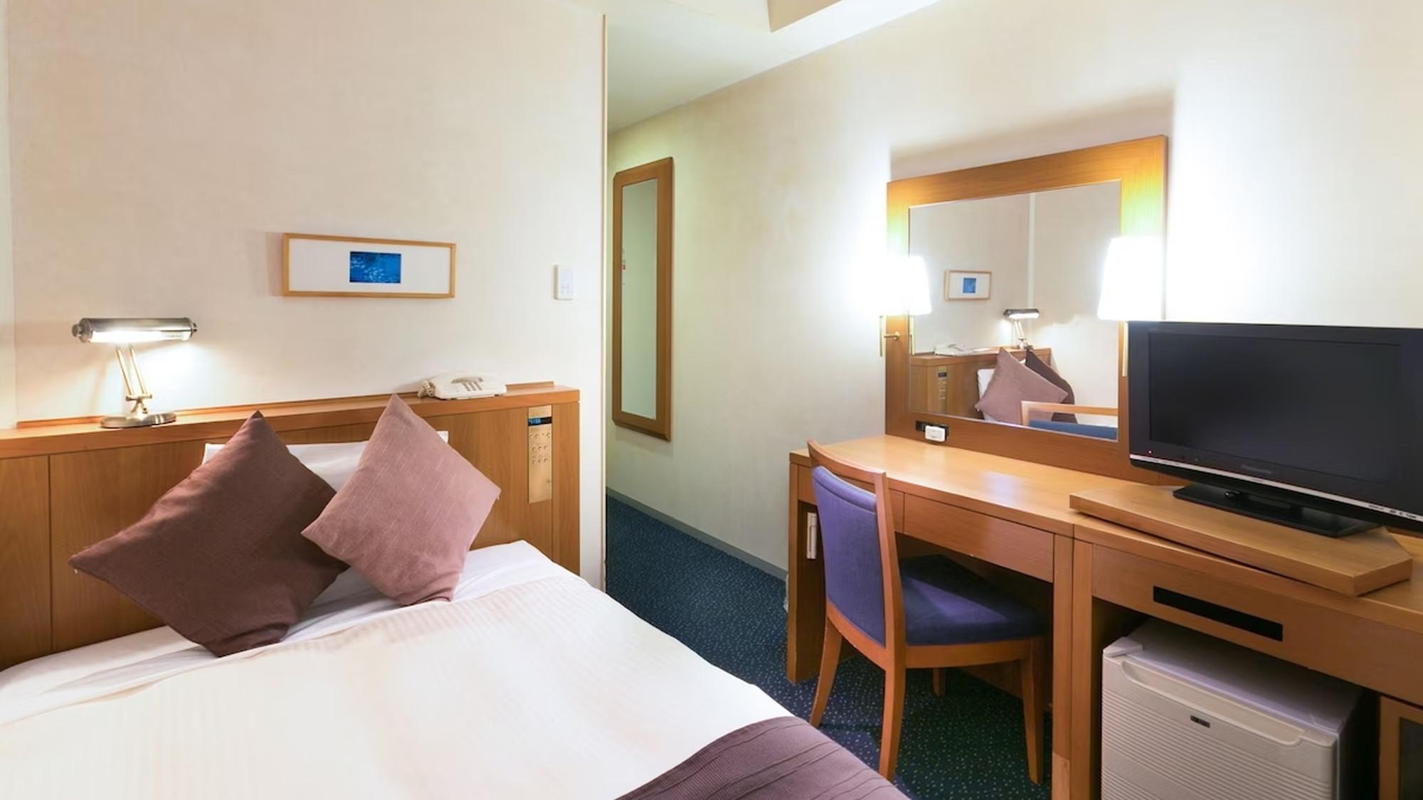 Semi Room, Type A, Semi Double Bed, Smoking