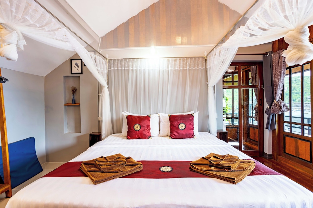 Taatoh Seaview Resort 13/50