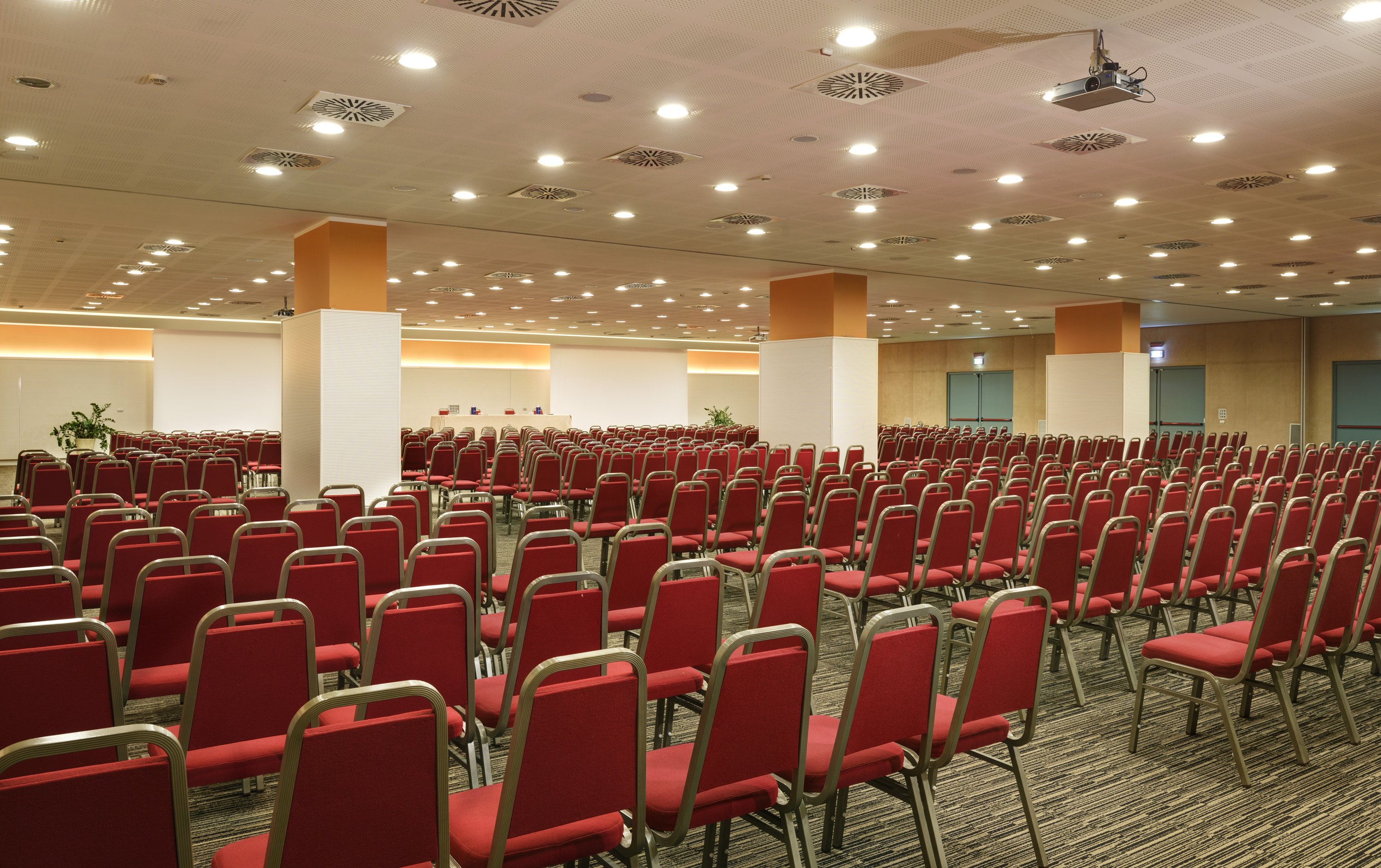 Unahotels Varese 38/42