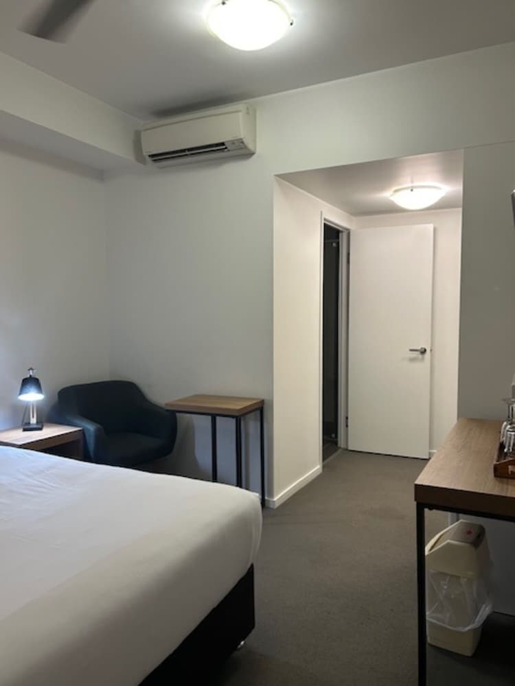 Central Holborn Apartments 24/71