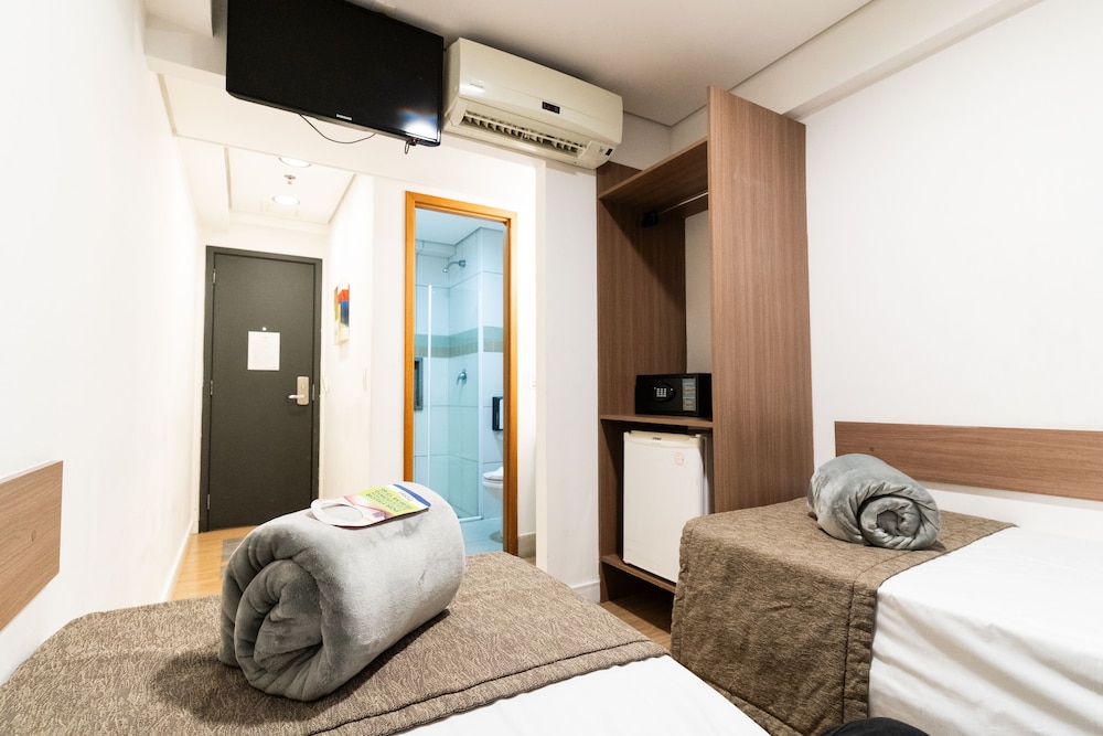STANDARD, TWIN BEDS