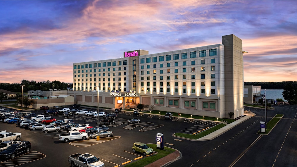 Harrah's Metropolis - A Caesars Rewards Destination 5/51