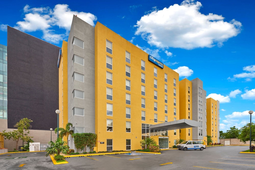 City Express by Marriott Merida 6/55