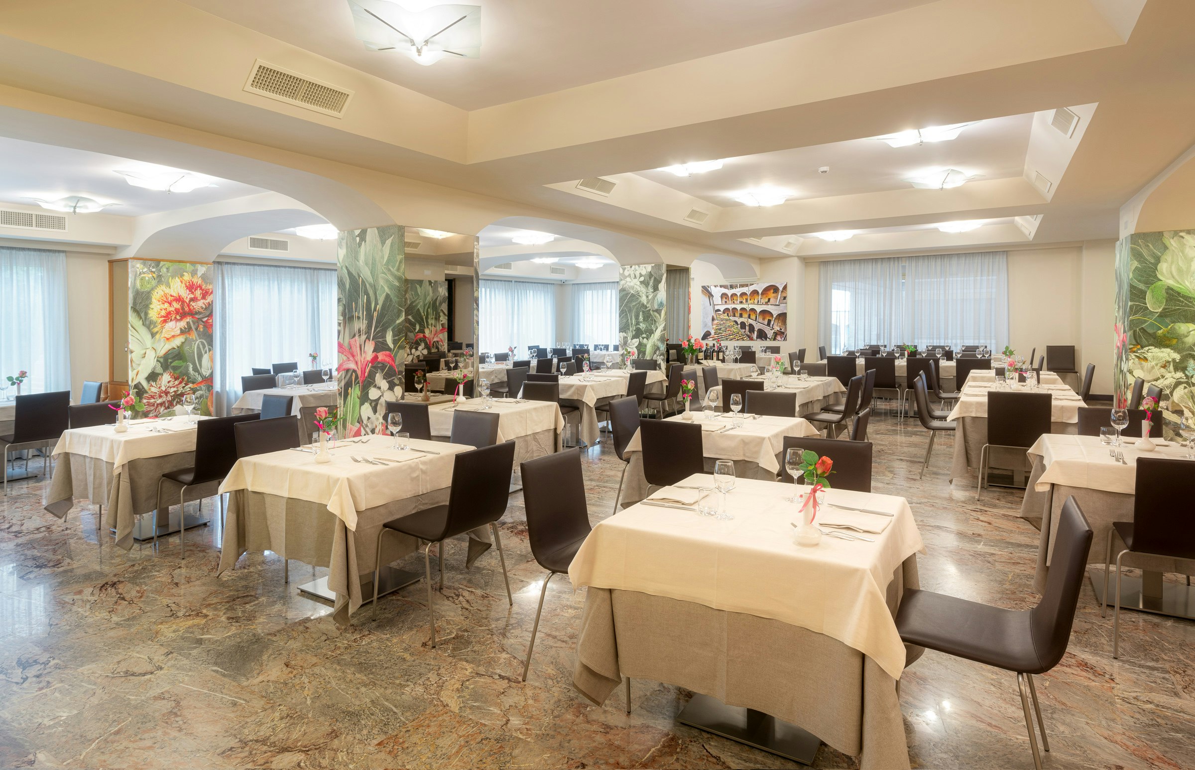 Sangallo Palace 39/56
