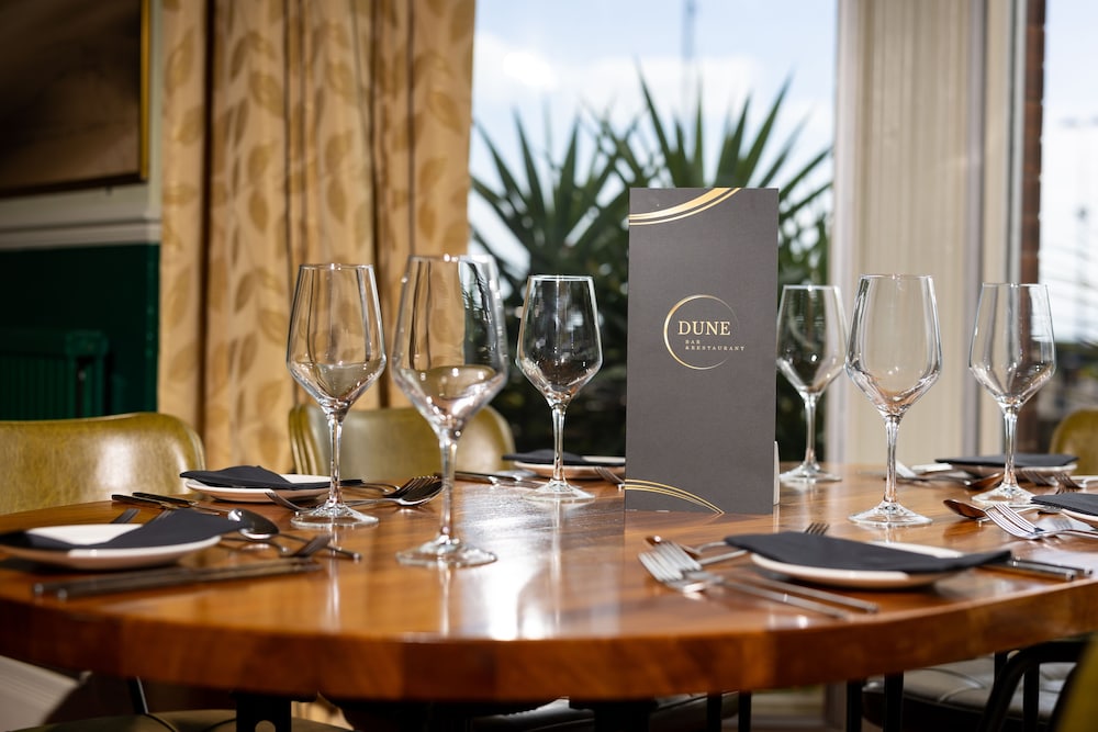 The Palm Court Hotel 44/50