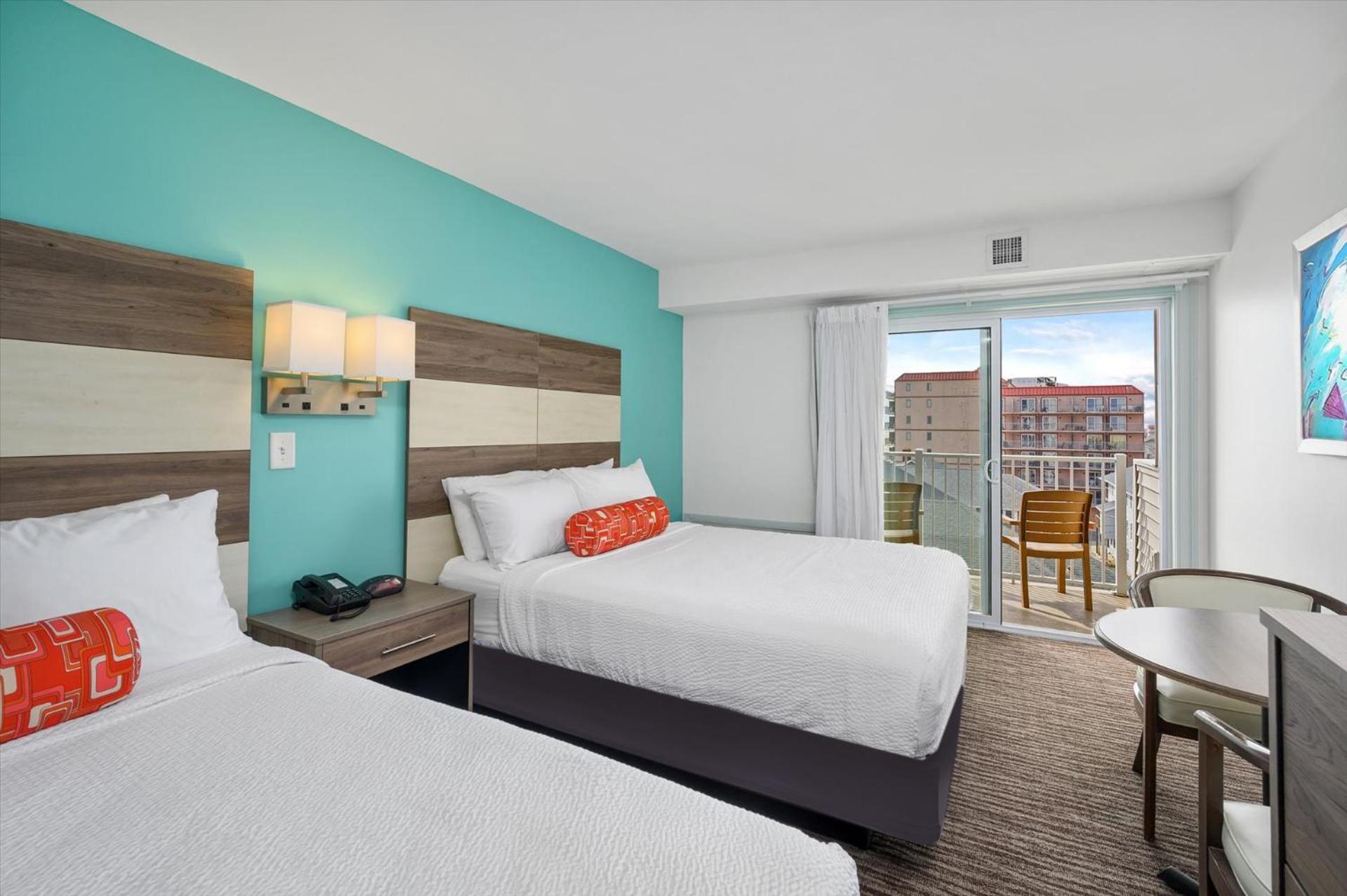 Room, 2 Double Beds, Side Ocean View, Balcony, Kitchenette